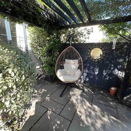Private Garden Oasis In Central 브리스틀 외부 사진
