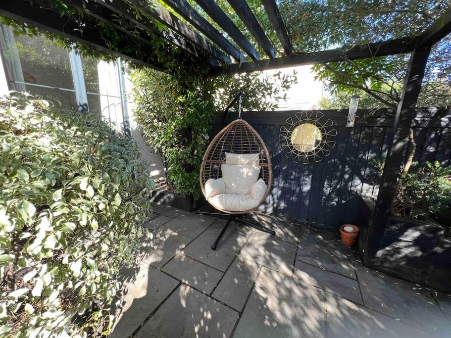 Private Garden Oasis In Central 브리스틀 외부 사진